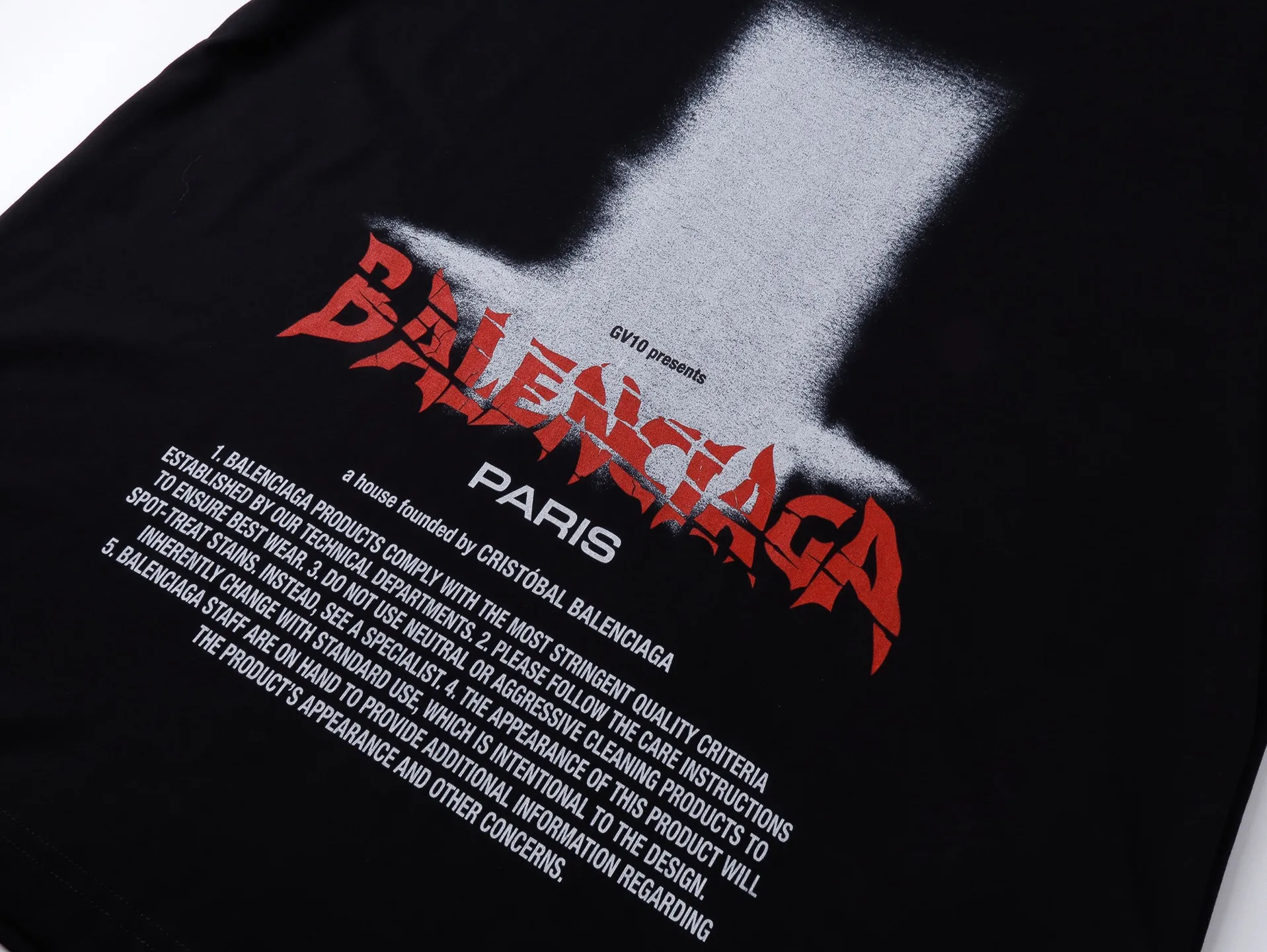 BLCG 26SS T Balenclag* ， T 。 . Authentic 。 ！ ZP 。 260 ， . ， ， 。 。 ， 。 OS . Same Style ：Black Size：XS S M L